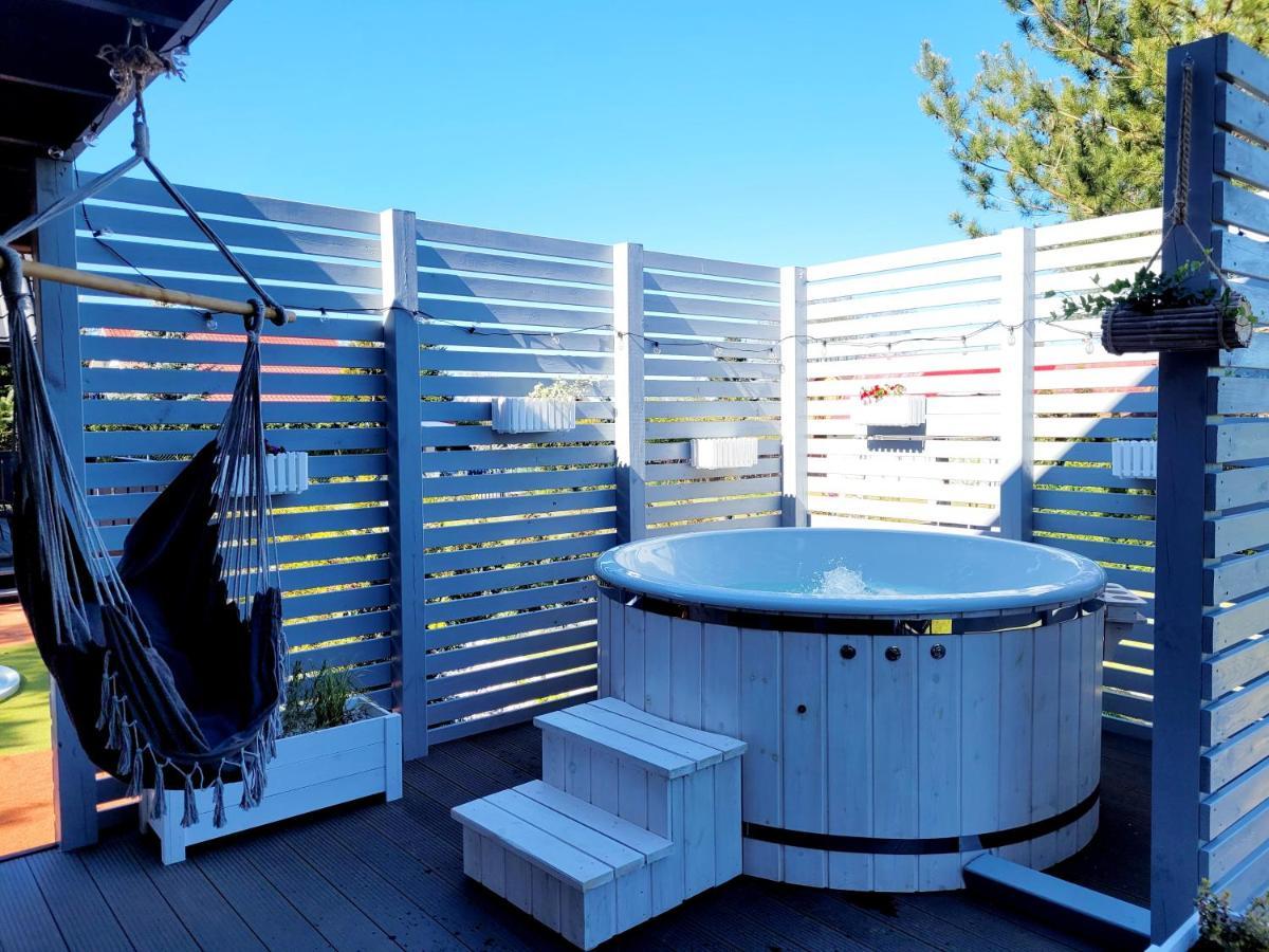 Caloroczny Domek W Nadolu Z Jacuzzi Na Tarasie Nadole  Eksteriør billede